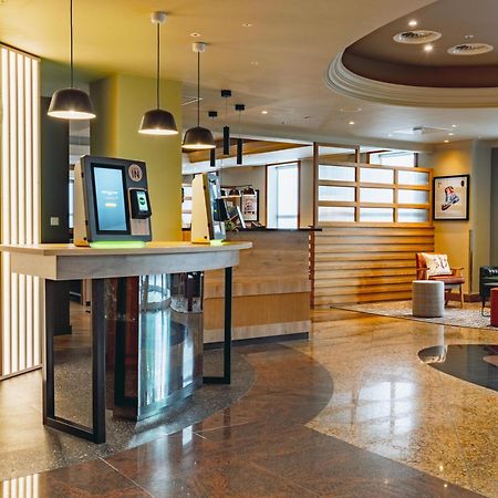 B&B Hotel London Heathrow Slough Exterior foto