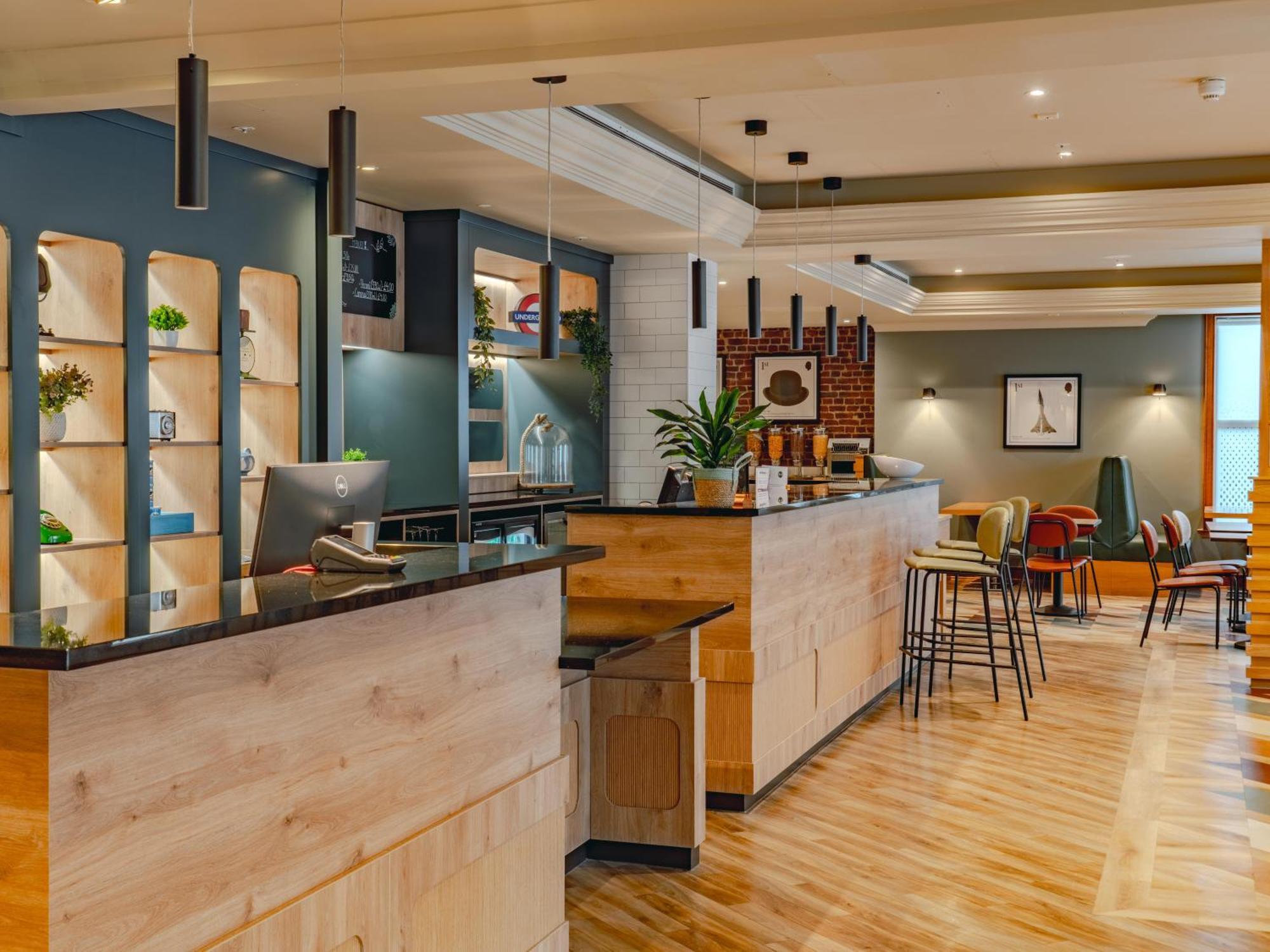 B&B Hotel London Heathrow Slough Exterior foto
